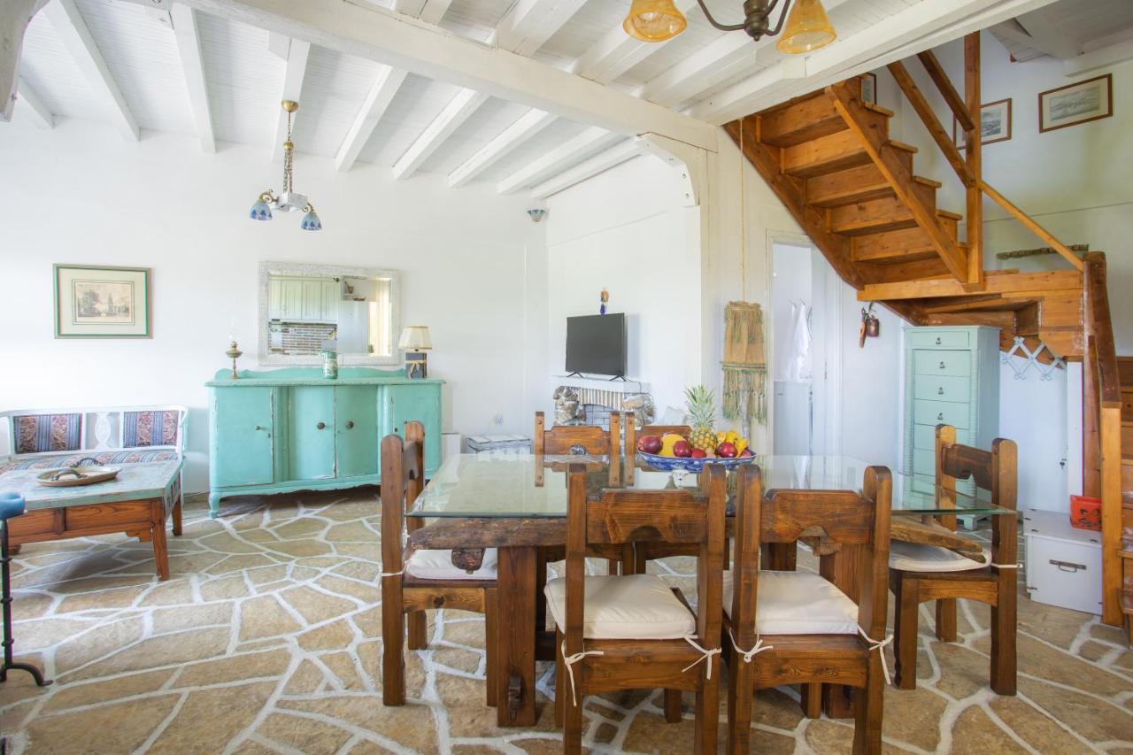 Traditional Family Villa Southern Lefkada Sívros 外观 照片