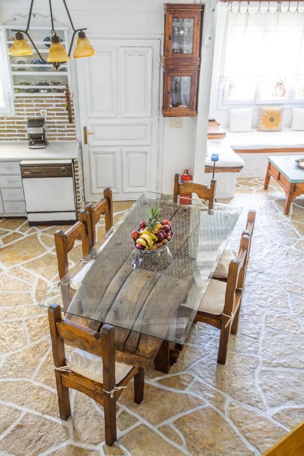 Traditional Family Villa Southern Lefkada Sívros 外观 照片