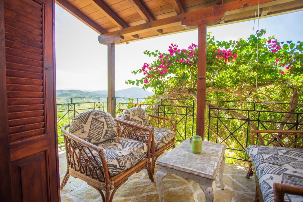 Traditional Family Villa Southern Lefkada Sívros 外观 照片
